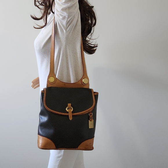 Vintage Dooney and bourke Black /Tan leather Shoulder bag - Picture 2 of 13